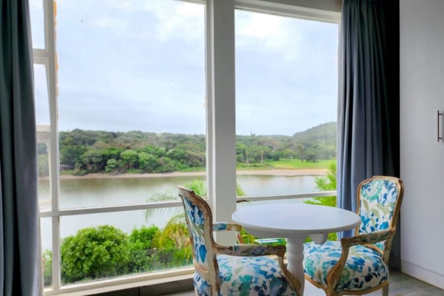10 Bedroom Property for Sale in Bonza Bay Eastern Cape